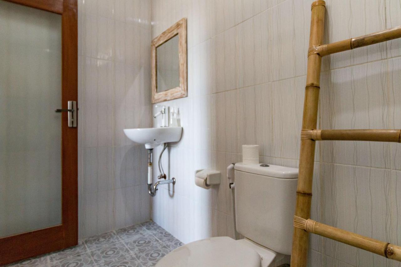 Dicky Guest House 2 Batu Bolong Canggu  Ngoại thất bức ảnh