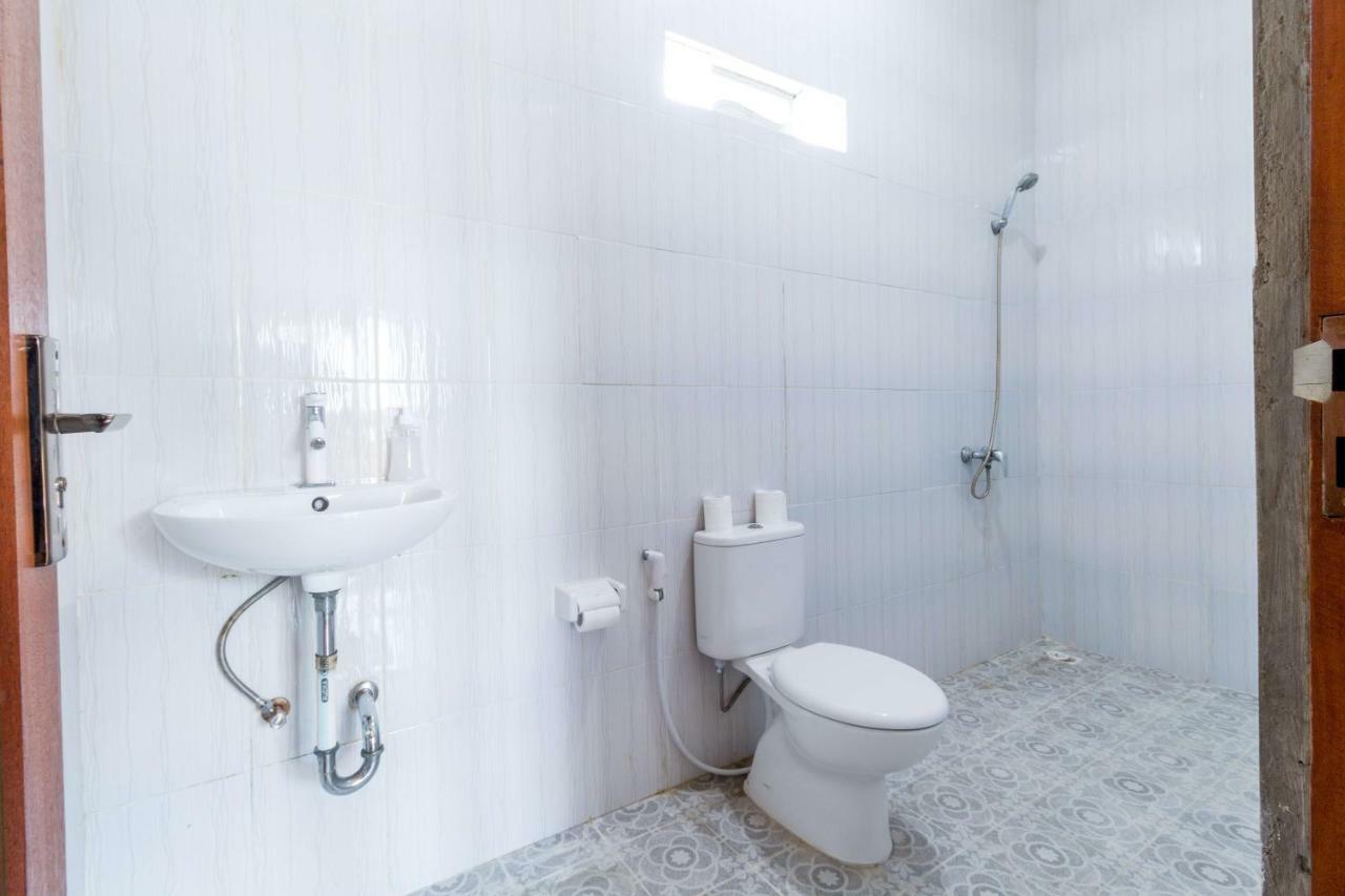 Dicky Guest House 2 Batu Bolong Canggu  Ngoại thất bức ảnh